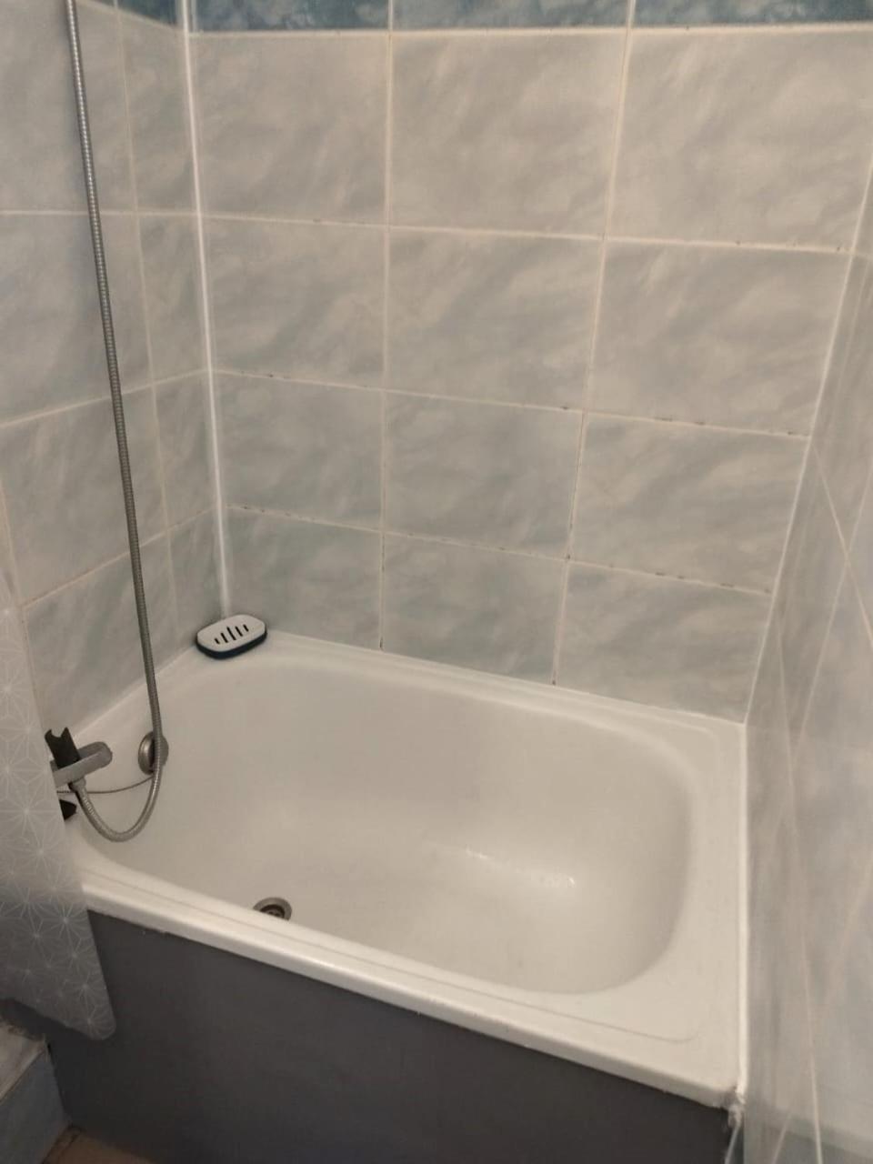 Comme Chez Soi - Studio Tout Equipe - By Sister Home Saint-Denis Bagian luar foto